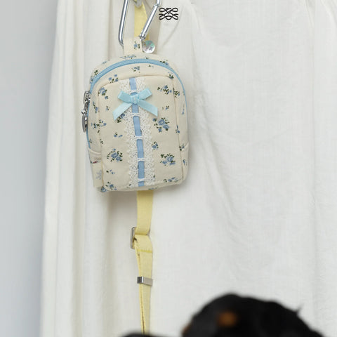 Chelsea Dispensers Walking Pouch