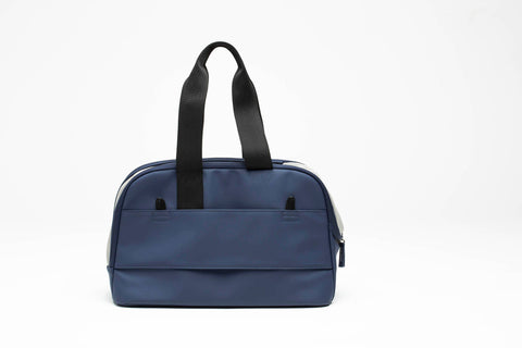GUMI waterproof dog carrier