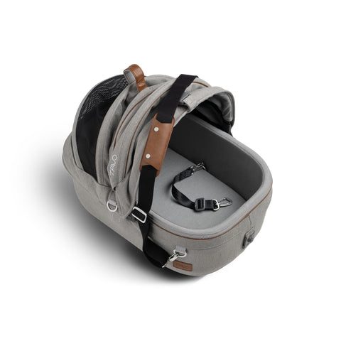 Tavo Maeve Flex Handle Dog Car Seat & Pet Carrier with ISOFIX Base