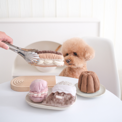 ECLAIR // ENRICHMENT DOG TOY // SNUFFLE TOY