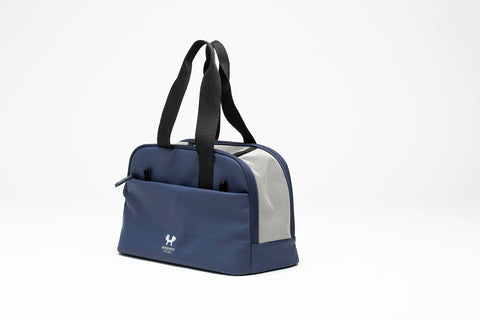 GUMI waterproof dog carrier