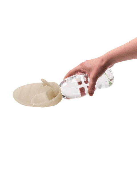 Leaf Cream water dispenser with anti-drip valve