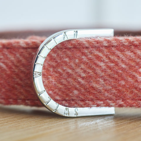 Tweed Collar