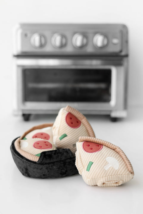 DEEP DISH PIZZA // ENRICHMENT DOG TOY // Squeaky + Snuffle