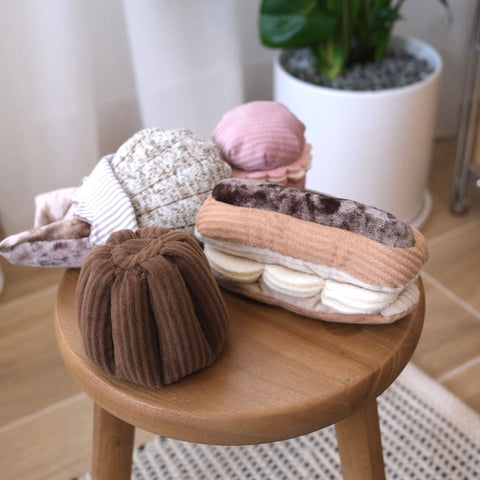 ECLAIR // ENRICHMENT DOG TOY // SNUFFLE TOY